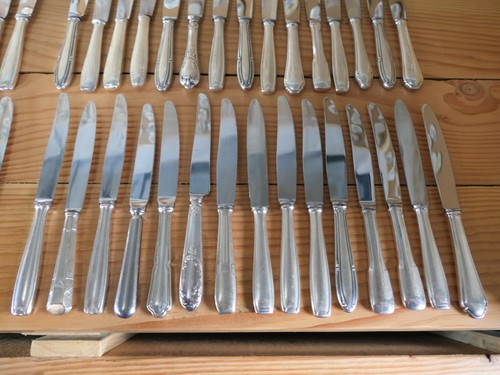 Lot 150 anciens couverts - 150,