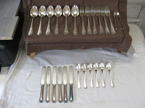Superbe lot couverts - 25,